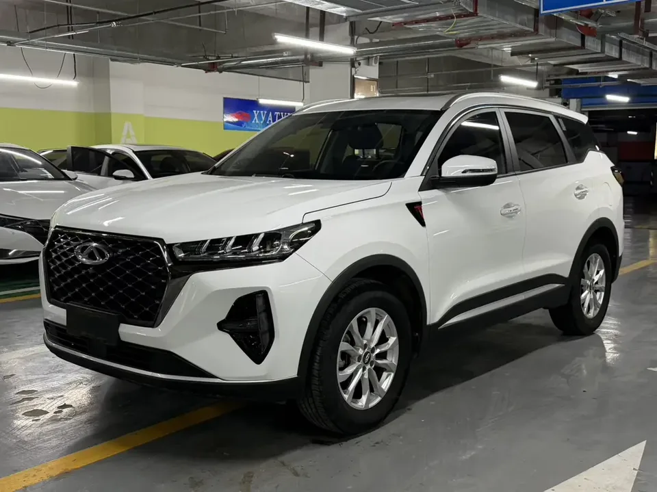 Chery Tiggo 7 Plus Tiggo 7 PLUS 2021 1.5T CVT Luxury+ 2022 — фото 1, купить с доставкой в Москву
