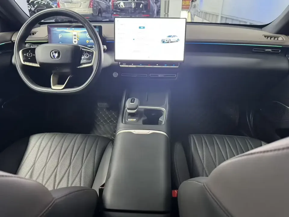 Changan Escape Escape 2026 Fourth-generation 1.5T DCT 500Bar Jinxiang model 2025 — thumbnail 3