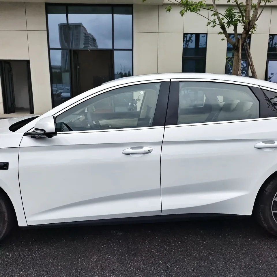 BYD Qin L DM Qin L DM 2025 DM-i 80KM Intelligent Driving Edition 2025 — thumbnail 4