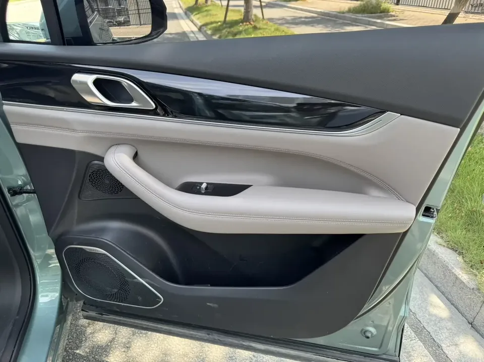 Geely Atlas L Boyue L 2025 The fourth generation 1.5TD DCT starts its journey 2025 — thumbnail 3