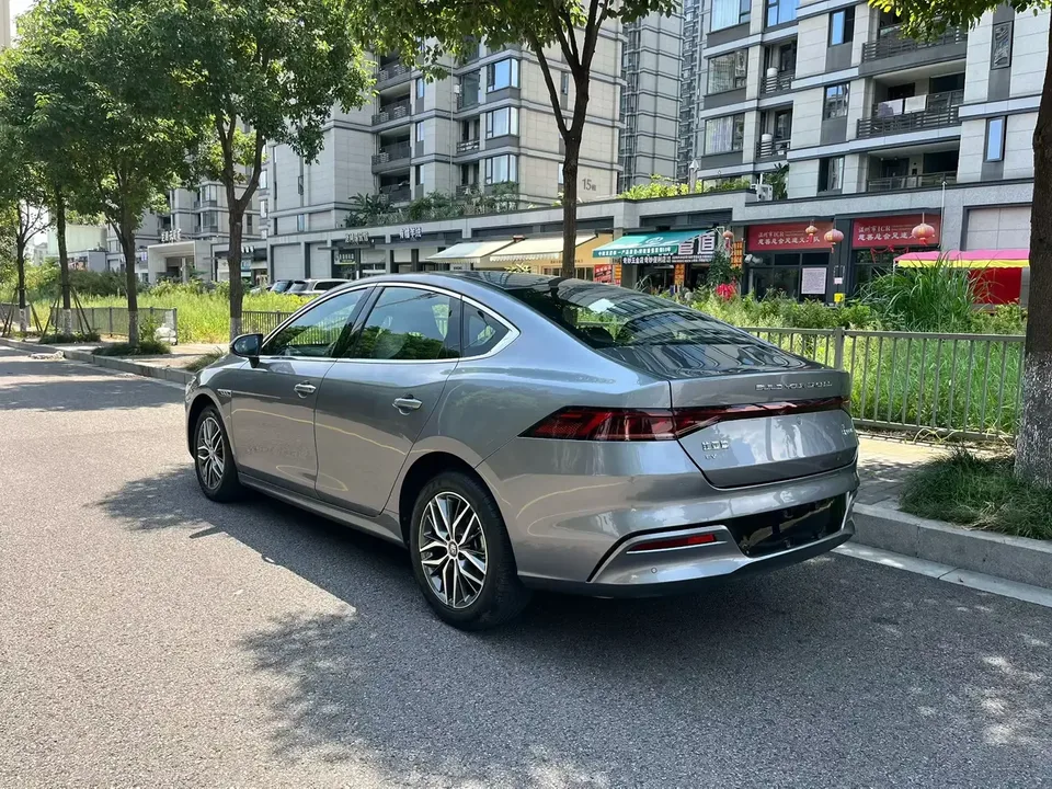 BYD Qin PLUS EV Qin PLUS EV 2021 400KM Luxury 2023 — thumbnail 2