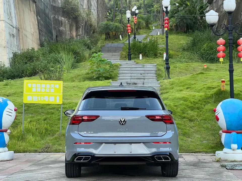 Volkswagen Golf golf 2021 280TSI DSG R-Line 2022 — thumbnail 2