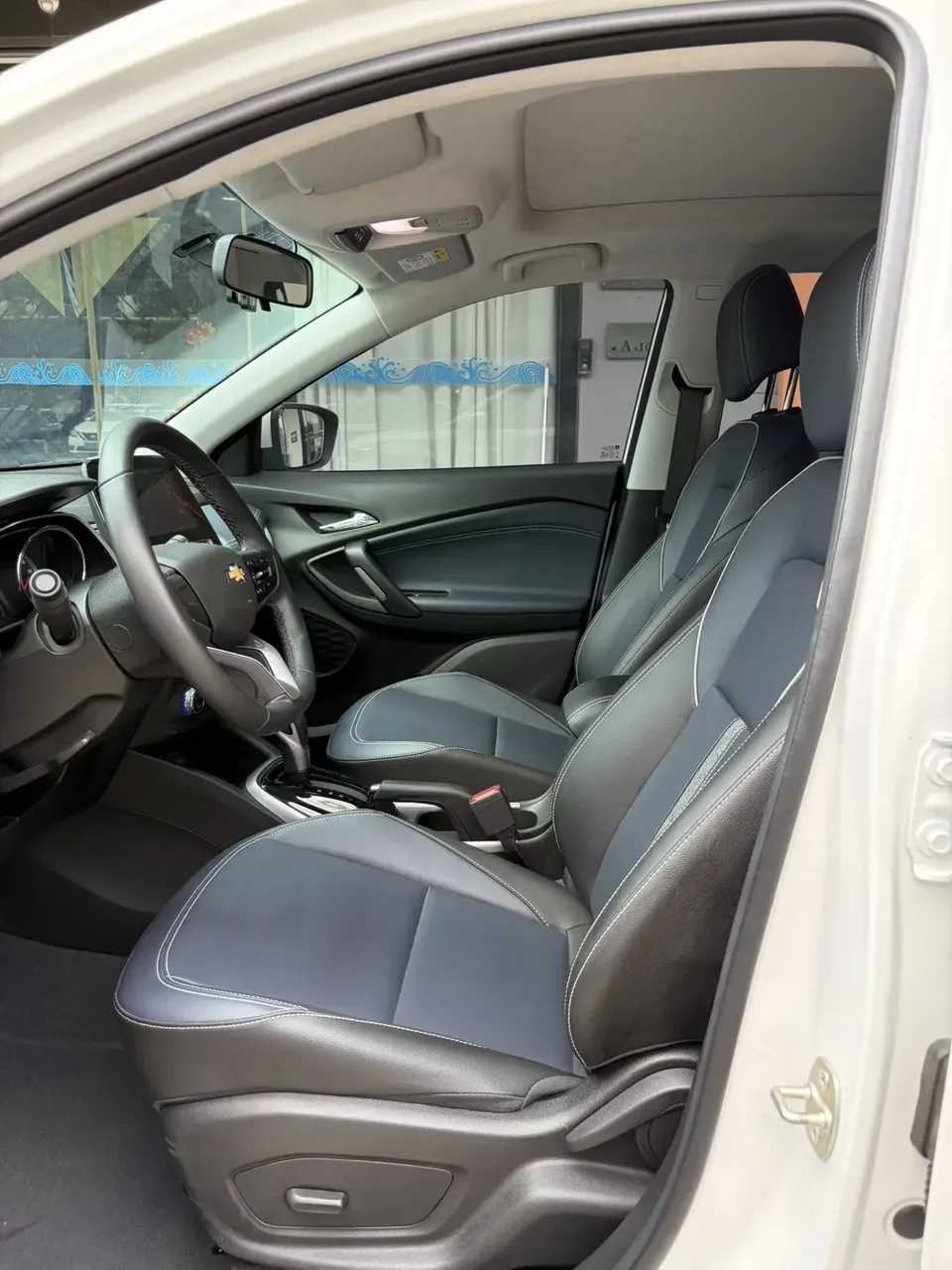 Chevrolet Trax Chuangku 2021 325T Automatic Fun Edition National VI 2023 — миниатюра 5
