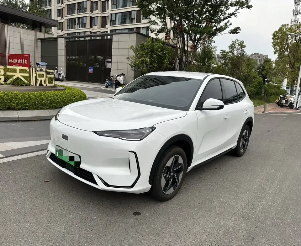 Geely Galaxy E5 Galaxy E5 2024 440km Departure Edition 2025 — фото 1, купить с доставкой в Москву