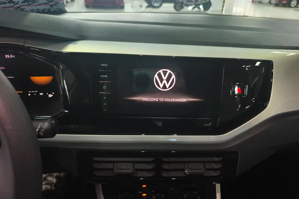 Volkswagen Polo Polo 2023 Modified Plus 1.5L Automatic Colorful Technology Edition 2024 — thumbnail 4