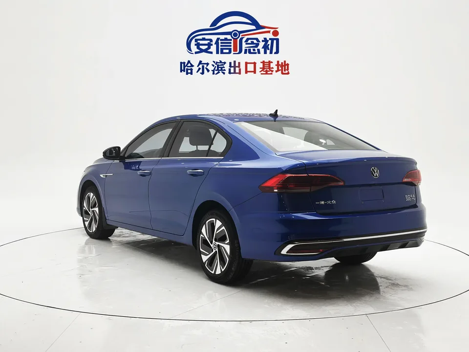 Volkswagen Bora Bora 2023 280TSI DSG Premium Edition 2022 — thumbnail 2