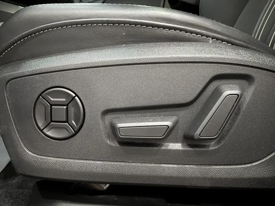 Audi A3 Audi A3 2023 A3L Limousine 35 TFSI facelift: stylish and sporty 2023 — thumbnail 5