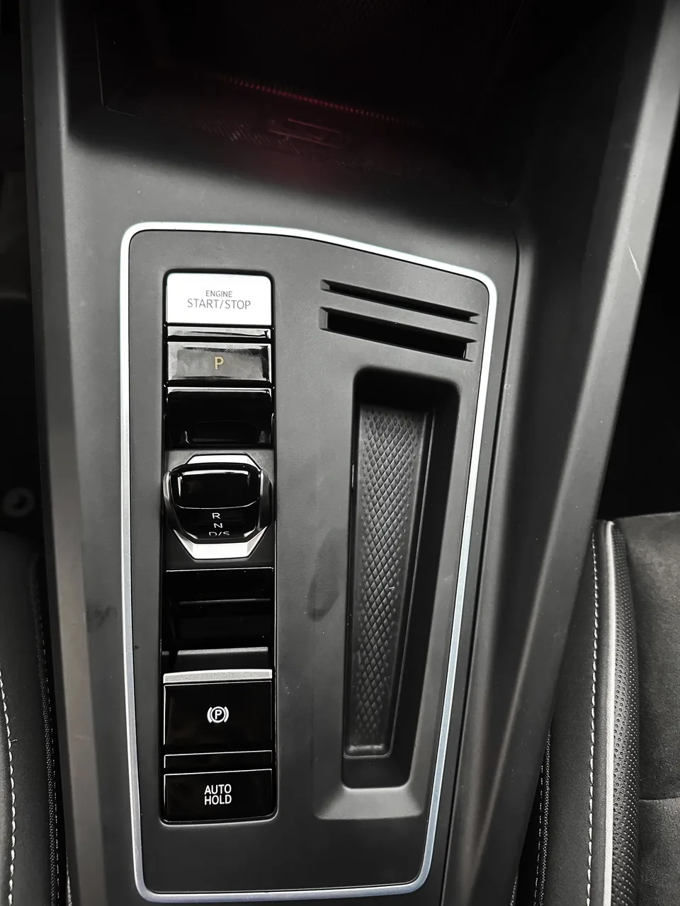 Volkswagen Golf golf 2023 280TSI DSG R-Line facelift 2023 — thumbnail 4