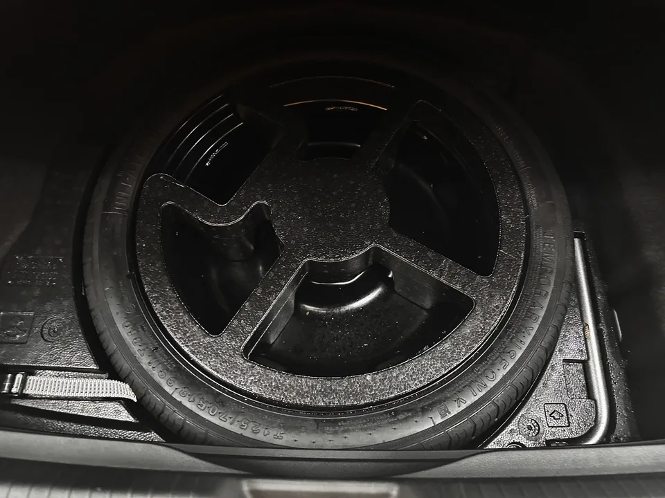 Volkswagen Golf golf 2023 280TSI DSG R-Line facelift 2023 — thumbnail 5