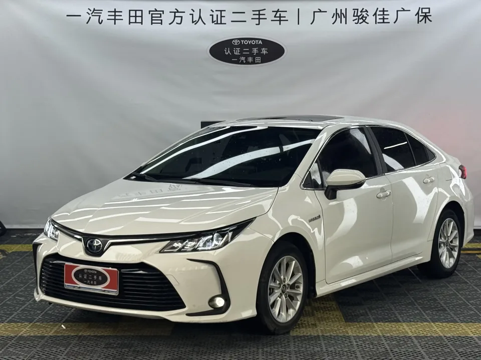 Toyota Corolla Corolla 2021 Dual Engine 1.8L E-CVT Elite Edition 2022 — photo 1, buy with delivery to Moscow