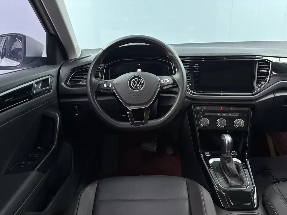 Volkswagen T-Roc TANG 2022 280TSI DSG 2WD Comfort PLUS 2022 — thumbnail 5