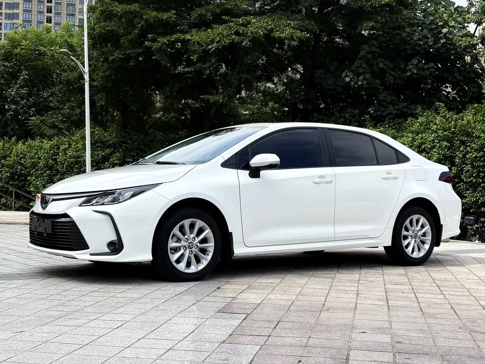Toyota Corolla Corolla 2021 1.2T S-CVT Elite Edition 2023 — photo 1, buy with delivery to Moscow
