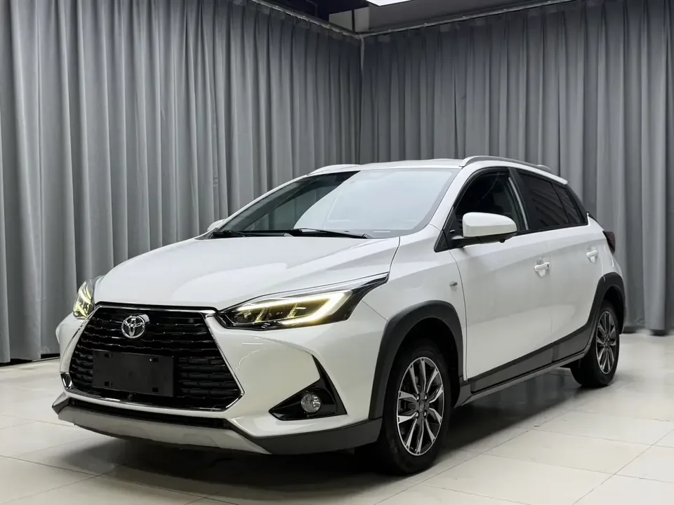 Toyota Yaris L YARiS L to dazzle 2022 X 1.5L CVTPLUS 2022 — photo 1, buy with delivery to Moscow