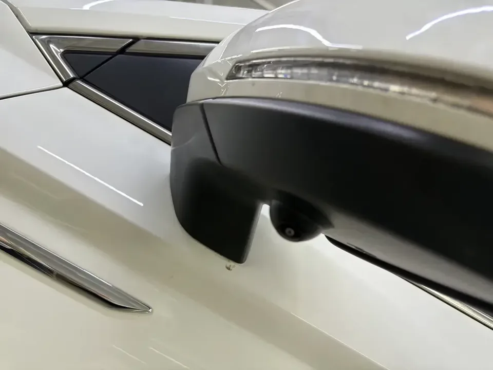 Volkswagen Tharu tuyue 2022 280TSI 2WD Deluxe Edition 2022 — thumbnail 3