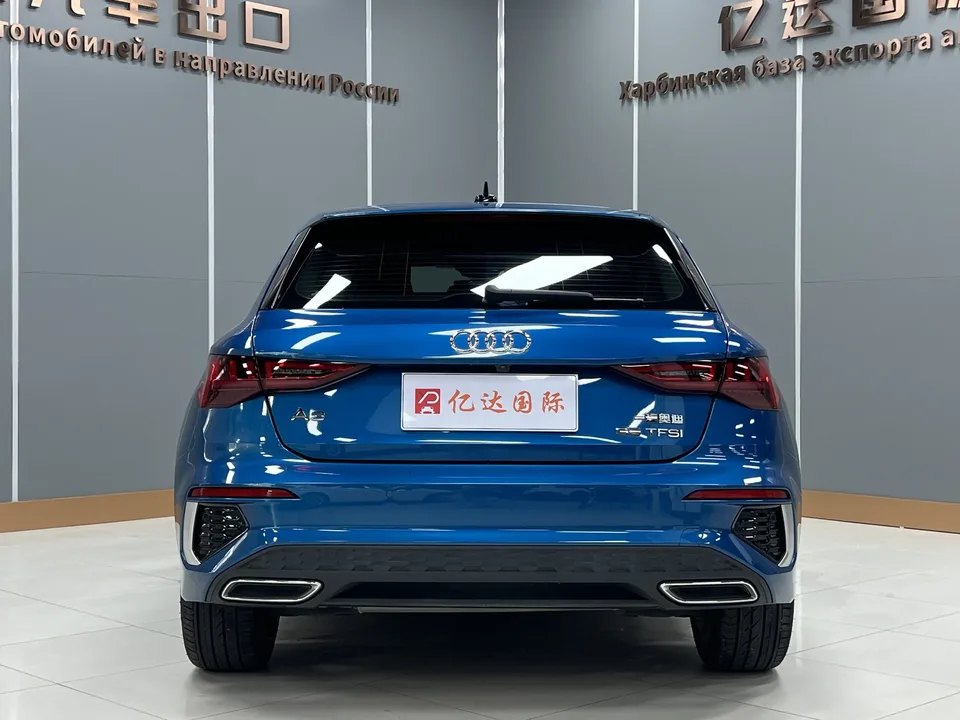Audi A3 Audi A3 2021 Sportback 35 TFSI Stylish and sporty 2022 — thumbnail 2