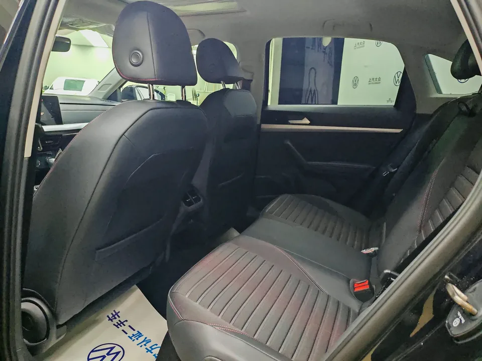 Volkswagen Lavida Lavida 2024 300TSI DSG Full Elegance Edition 2024 — thumbnail 3