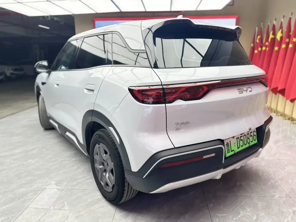 BYD Yuan Up Yuan UP 2024 401KM Vitality 2025 — thumbnail 2