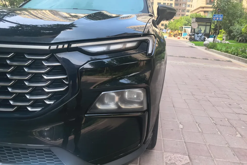 Ford Equator Sport Leading 2023 EcoBoost 170 Elite 2024 — thumbnail 2