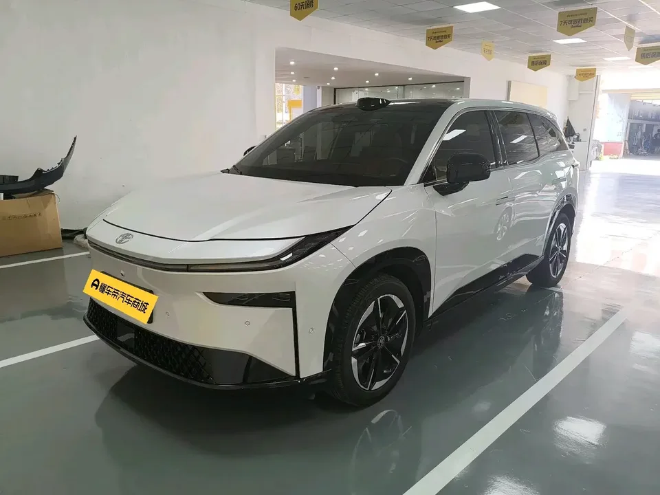 Toyota Bozhi 3X Bozhi 3X 2025 520 Pro+ LiDAR Edition 2025 — photo 1, buy with delivery to Moscow