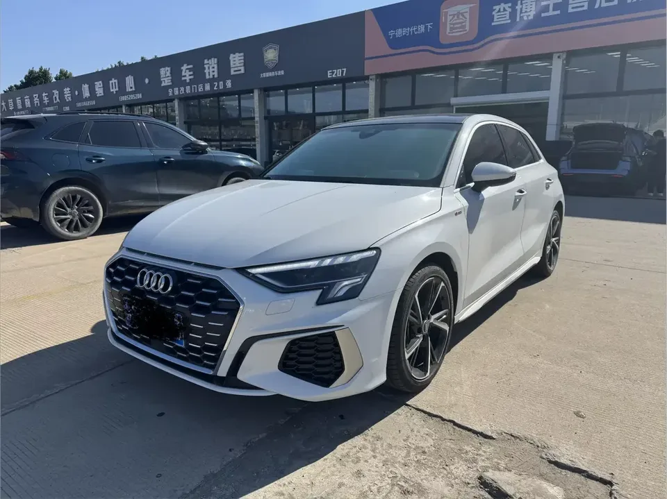 Audi A3 Audi A3 2024 Sportback 35 TFSI Stylish and sporty 2024 — photo 1, buy with delivery to Moscow