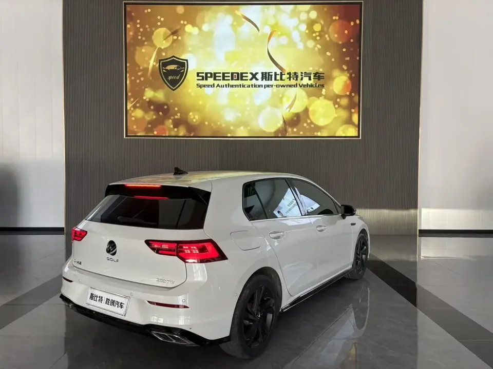 Volkswagen Golf golf 2024 280TSI DSG R-Line 50 Years Legend Edition 2024 — thumbnail 2