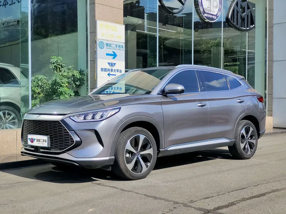 BYD Song PLUS DM Song PLUS DM 2021 DM-i 51KM 2WD Premium Edition 2022 — photo 1, buy with delivery to Moscow