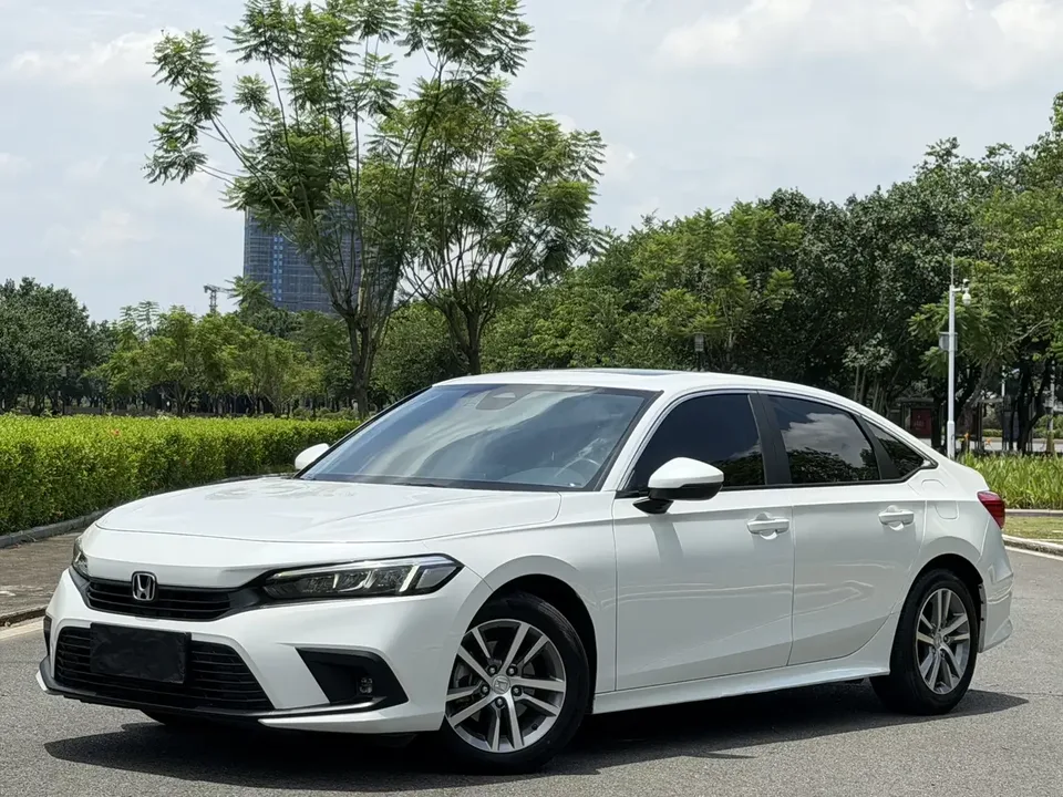 Honda CIVIC Civic 2022 240TURBO CVT Dynamic Edition 2022 — photo 1, buy with delivery to Moscow