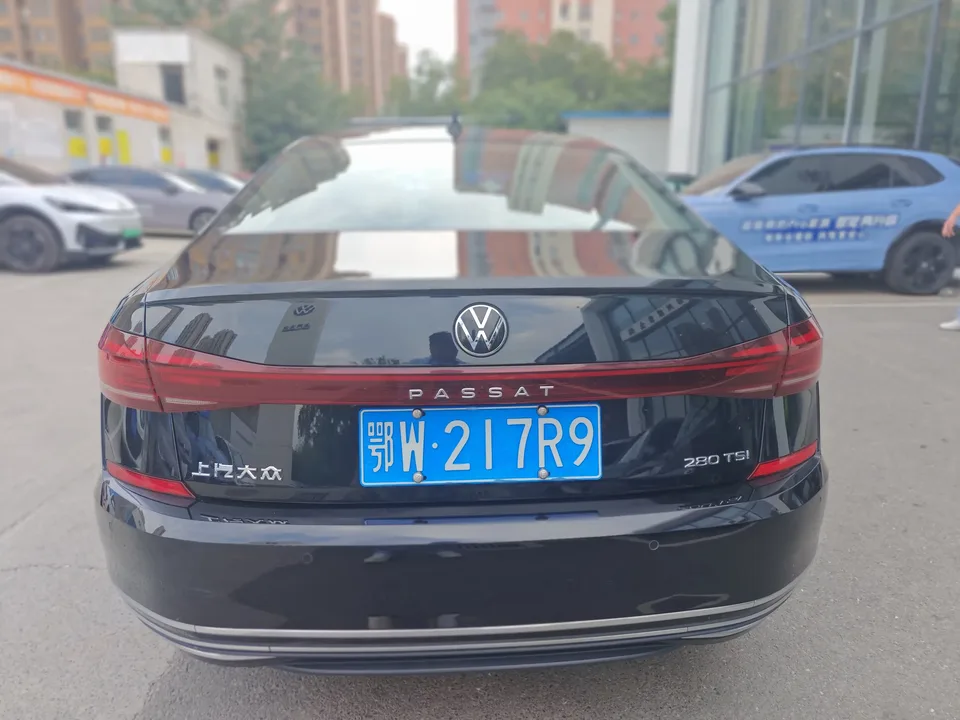 Volkswagen Passat Passat 2024 280TSI Business Edition 2024 — thumbnail 2