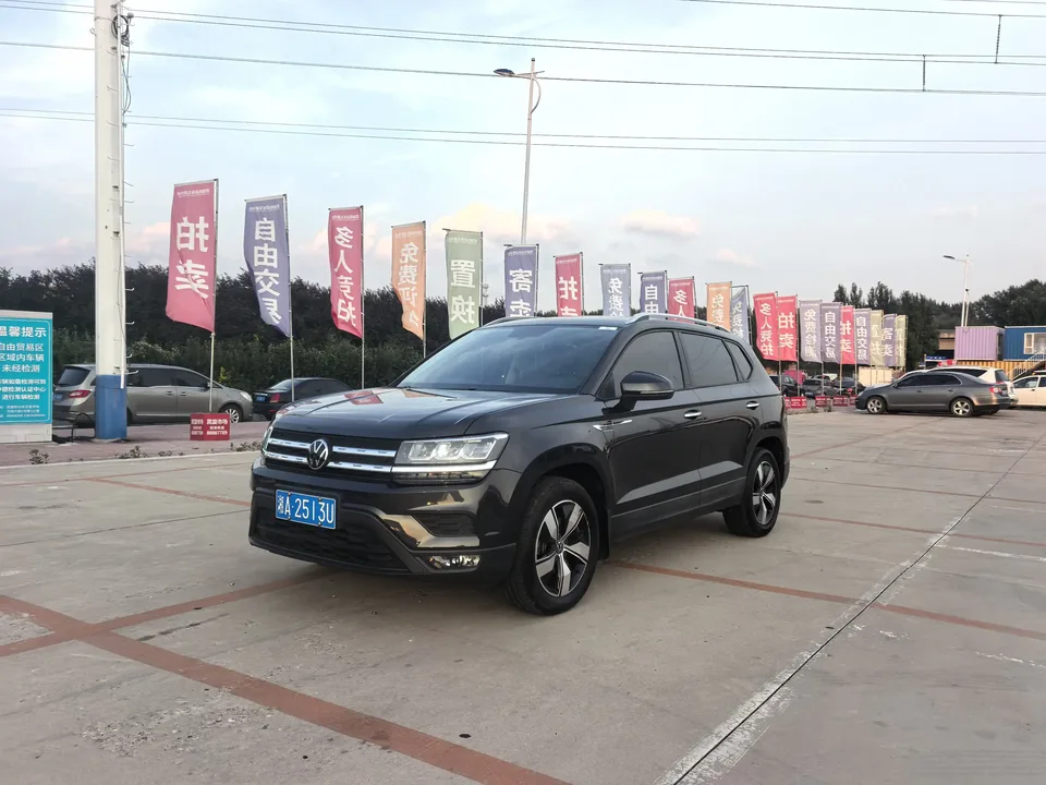 Volkswagen Tharu tuyue 2022 280TSI 2WD Comfort Edition 2022 — photo 1, buy with delivery to Moscow