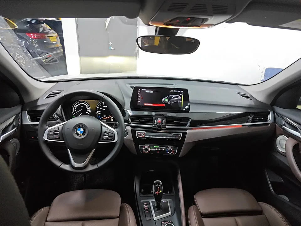 BMW X1 BMW X1 2022 sDrive20Li Fashion 2022 — thumbnail 2