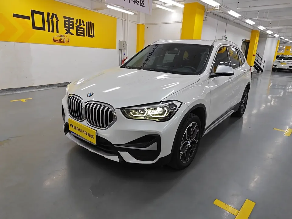 BMW X1 BMW X1 2022 sDrive20Li Fashion 2022 — photo 1, buy with delivery to Moscow