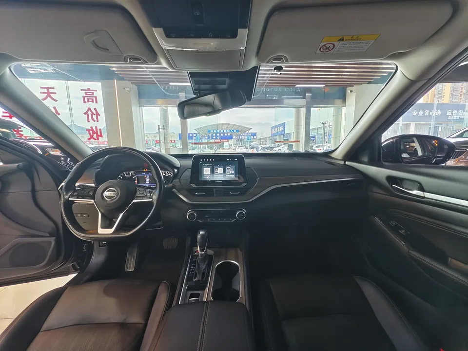Nissan Altima Sound of nature 2021 2.0L XL Upper AD1 Smart Driving Edition 2022 — thumbnail 2