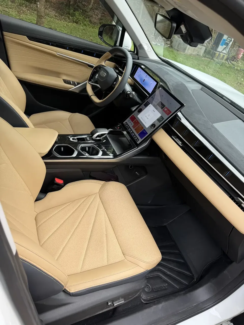 Geely Atlas L Boyue L 2023 1.5TD DCT Premium 2022 — миниатюра 3