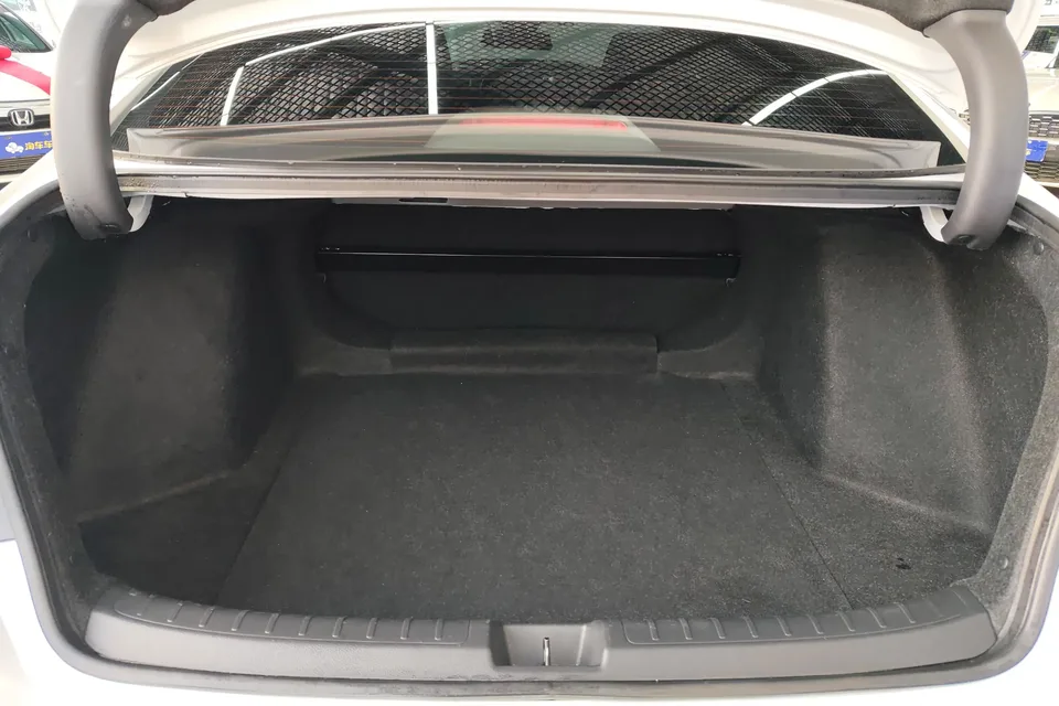 Honda CIVIC Civic 2022 240TURBO CVT Dynamic C-position Special Edition 2024 — thumbnail 5
