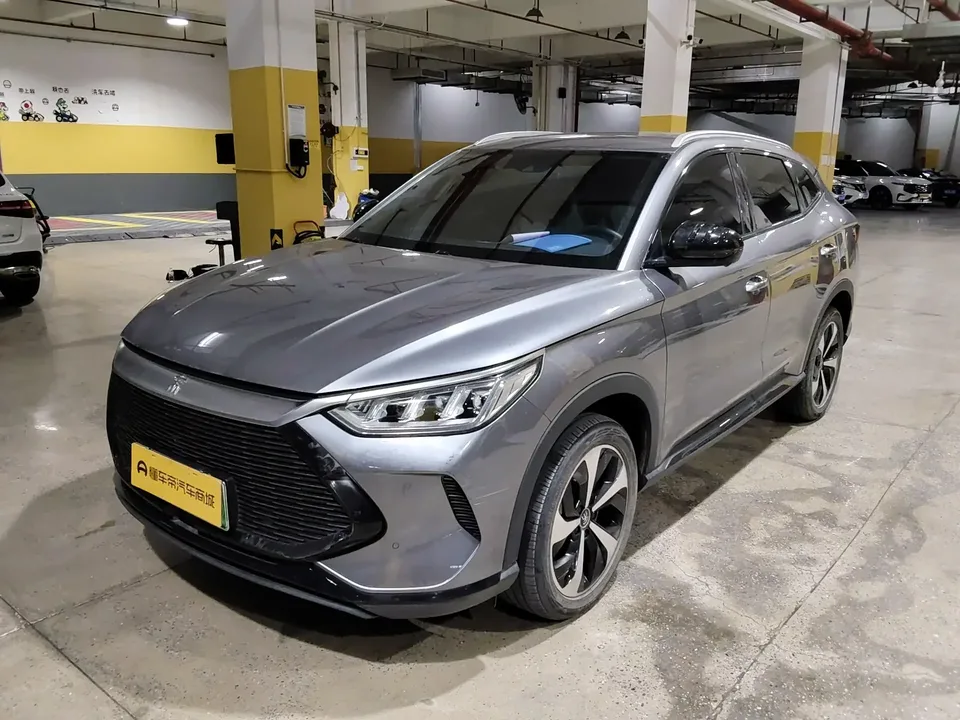 BYD Song PLUS DM Song PLUS DM 2021 DM-i 51KM 2WD Premium Edition 2022 — фото 1, купить с доставкой в Москву