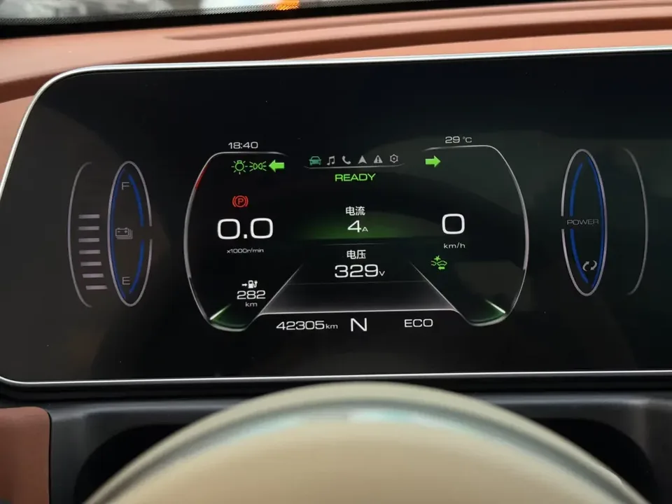 ORA Euler good cat Euler good cat 2022 400km standard endurance premium ternary lithium 2022 — thumbnail 5