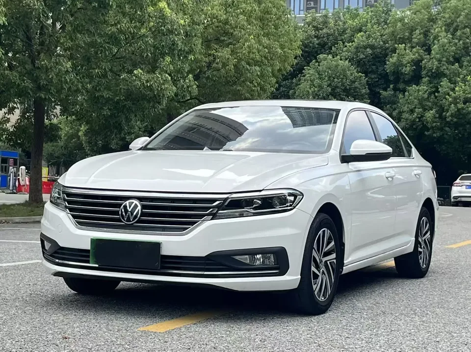 Volkswagen Lavida Lavida 2021 280TSI DSG Comfort Edition 2022 — photo 1, buy with delivery to Moscow