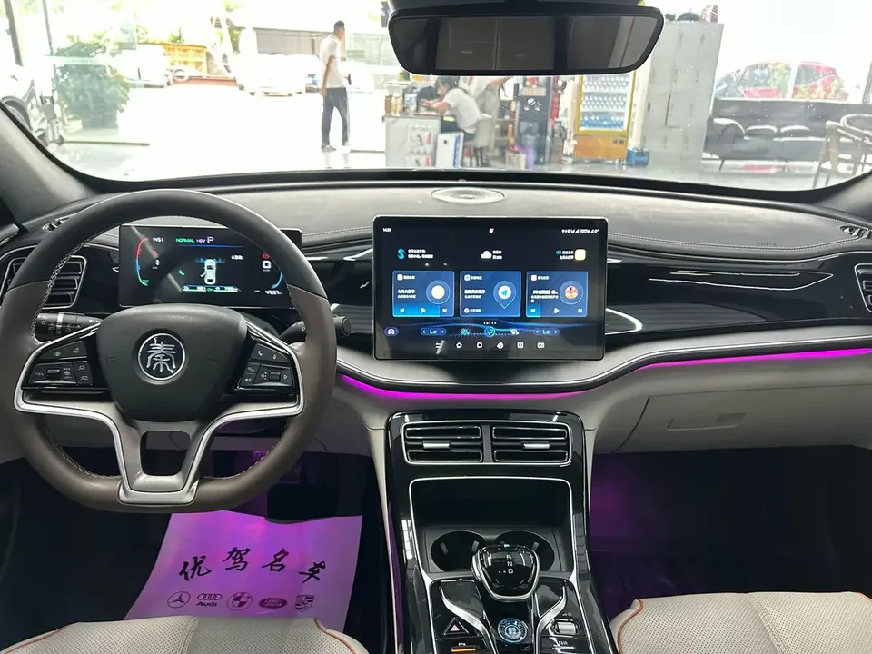 BYD Qin PLUS DM Qin PLUS DM 2023 DM-i Champion Edition 120KM Leading Type 2023 — thumbnail 3