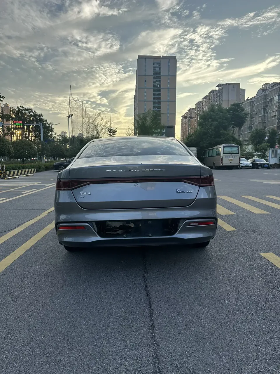 BYD Qin PLUS EV Qin PLUS EV 2021 500KM Luxury 2022 — thumbnail 2