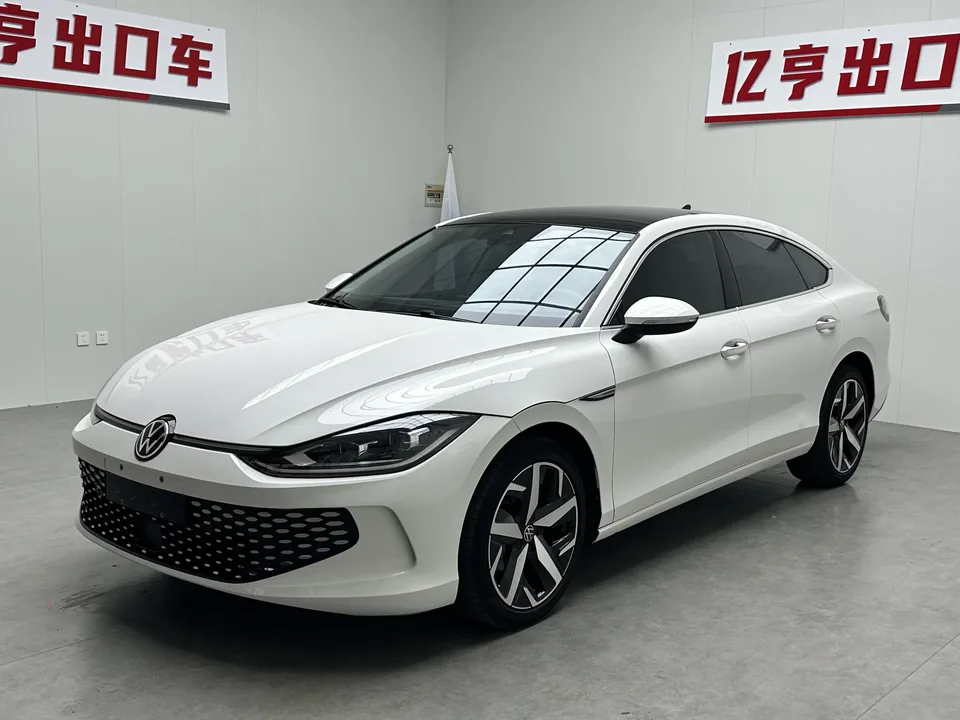 Volkswagen Lamando Lingdu 2022 Lingdu L 280TSI DSG Cool Edition 2023 — photo 1, buy with delivery to Moscow