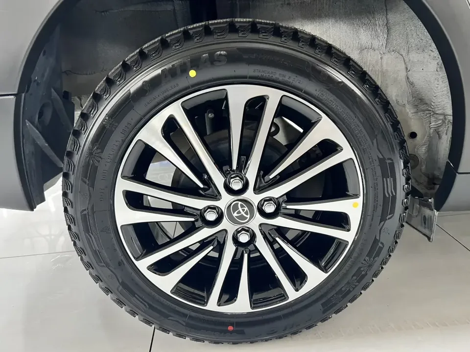 Toyota Yaris L YARiS L to dazzle 2021 X 1.5L CVT 2023 — thumbnail 3