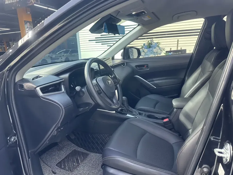 Toyota CorollaCross Corolla Sharp 2023 2.0L CVT Elite Edition 2024 — thumbnail 3