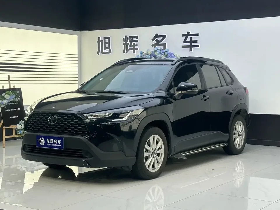 Toyota CorollaCross Corolla Sharp 2023 2.0L CVT Elite Edition 2024 — photo 1, buy with delivery to Moscow