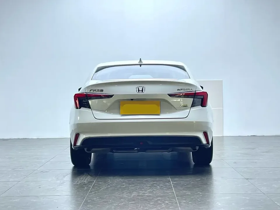 Honda Integra Style 2023 240TURBO CVT Deluxe Edition 2024 — миниатюра 2