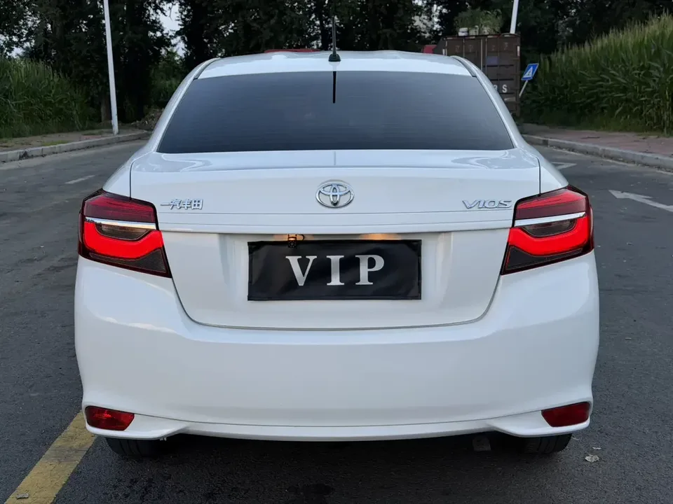 Toyota Vios Vios 2022 1.5L CVT 20th Anniversary Edition 2022 — thumbnail 2