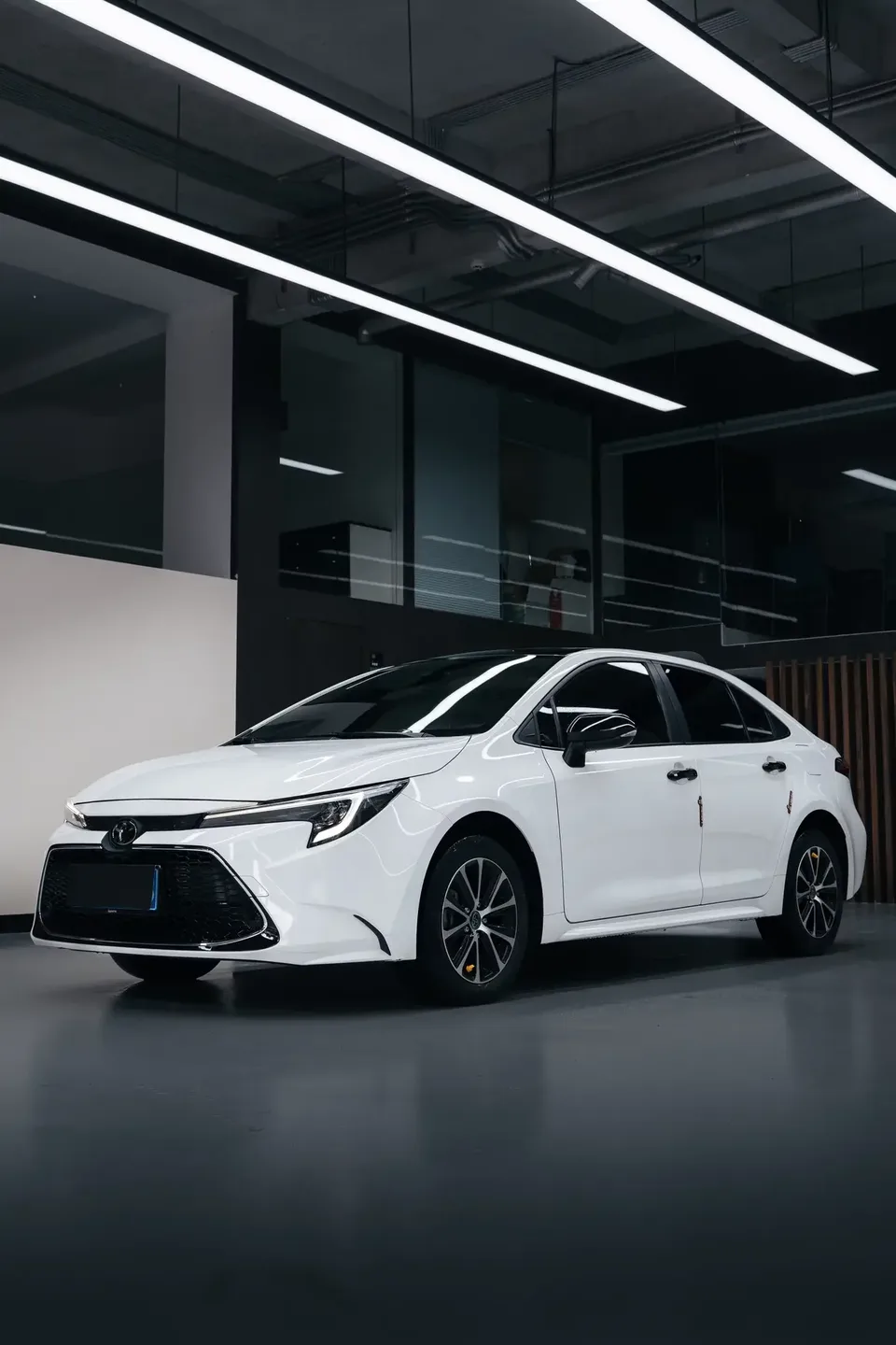 Toyota Levin Lei Ling 2023 185T Deluxe 2024 — photo 1, buy with delivery to Moscow