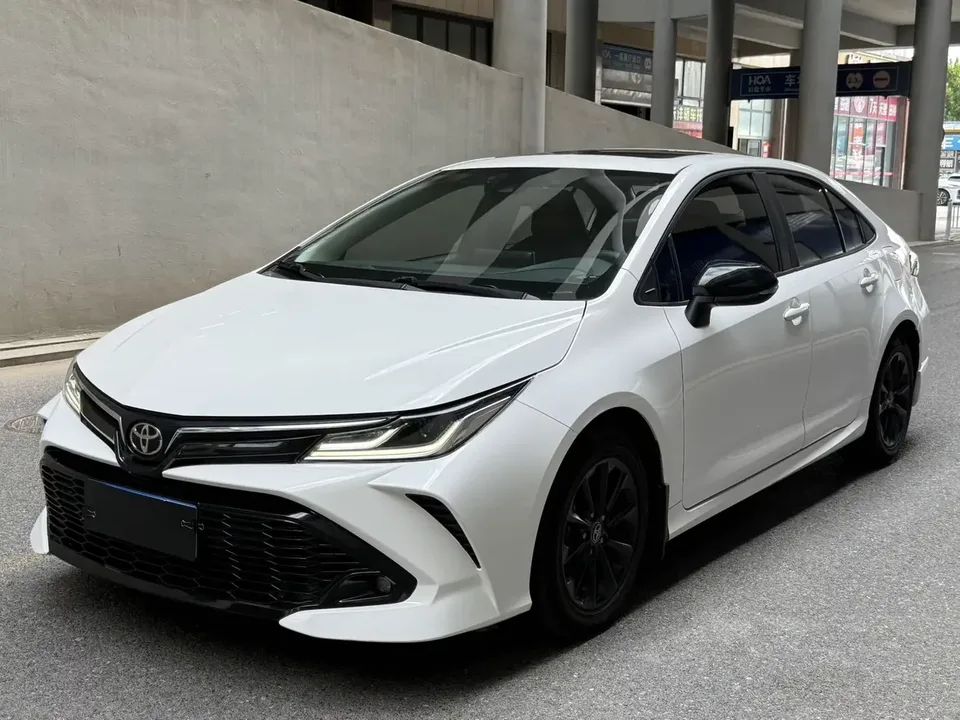 Toyota Corolla Corolla 2021 1.5L CVT GR SPORT 2022 — photo 1, buy with delivery to Moscow