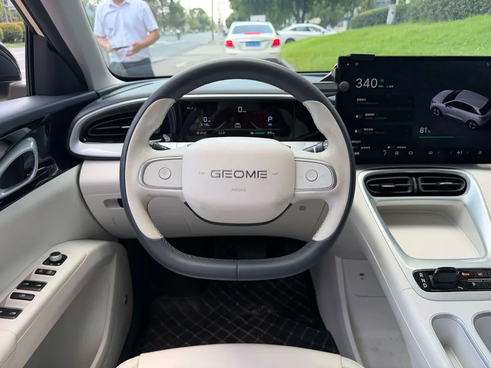 Geely Star Wish Star Wish 2025 UP 410km Explorer Edition 2025 — thumbnail 3