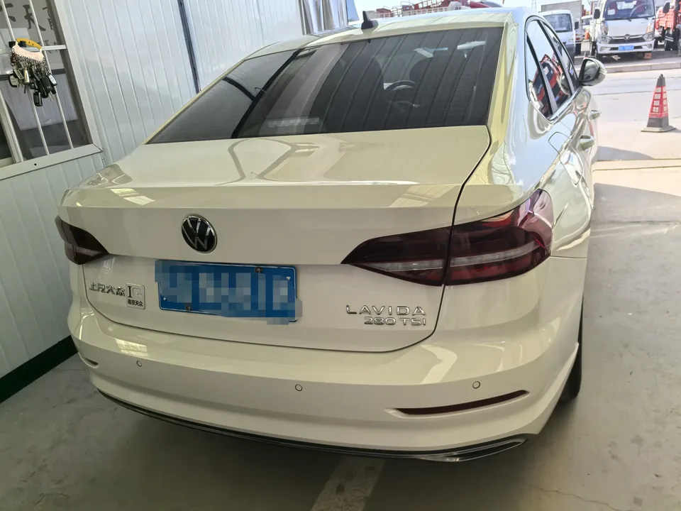 Volkswagen Lavida Lavida 2022 280TSI DSG Comfort Edition 2022 — thumbnail 2