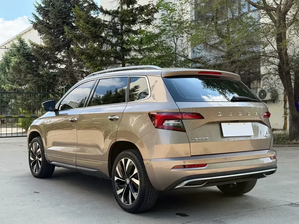 Skoda Karoq Korok 2021 TSI280 Technology Edition 2023 — thumbnail 2